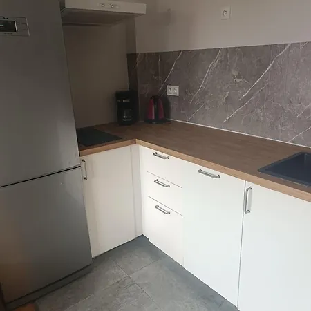 Apartment Elblaska 73a *